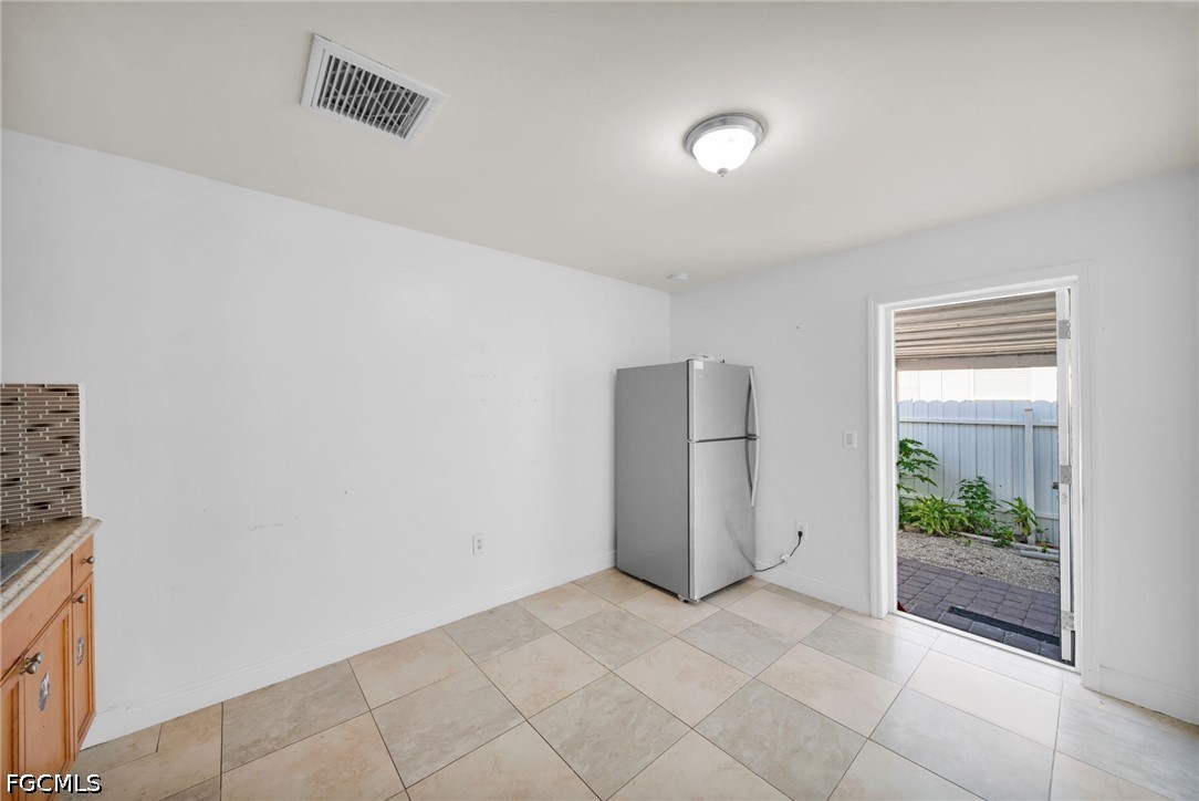 3 Bed SingleFamilyResidence for Sale in Lehigh Acres, photo 17