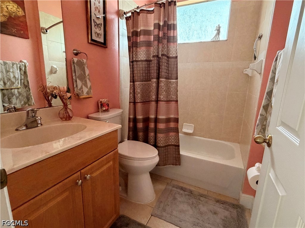 3 Bed Pool Home for Sale in Lehigh Acres, photo 17
