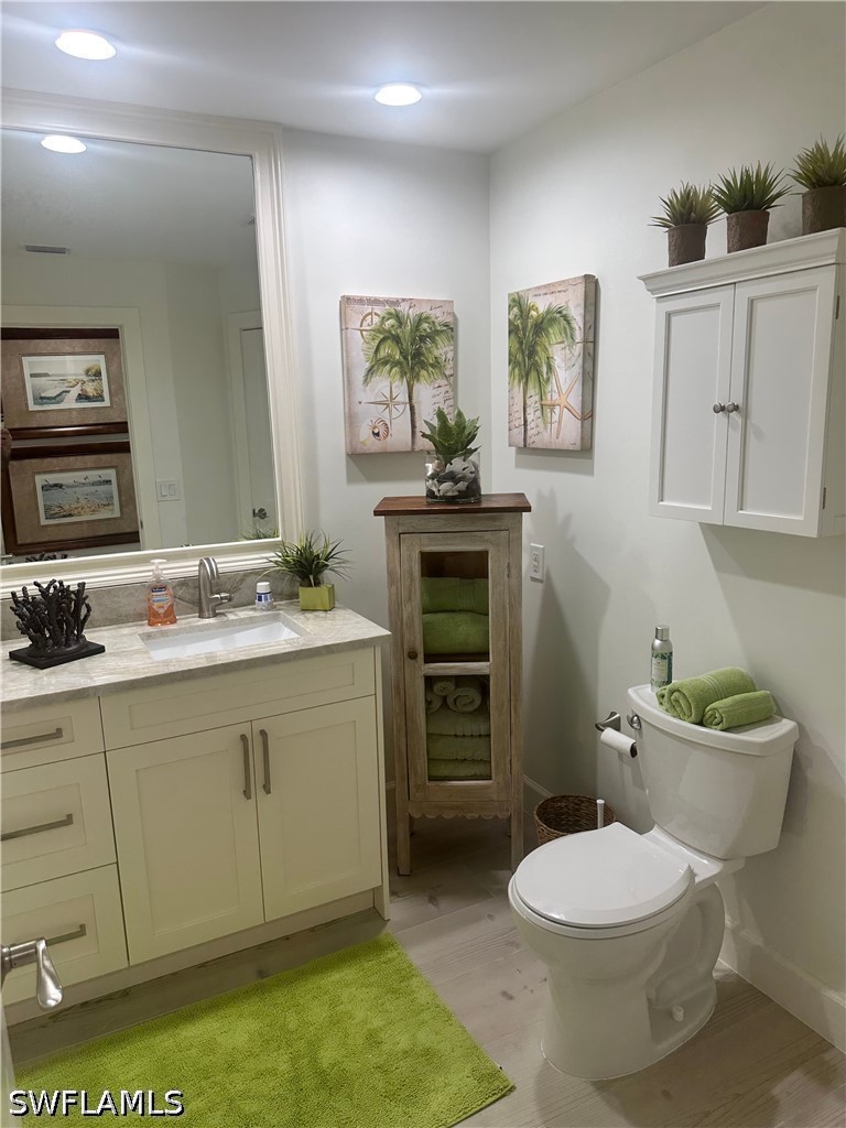 4 Bed Pool Home for Sale in Park Shore, photo 17