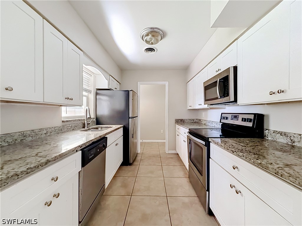4 Bed SingleFamilyResidence for Sale in Not Applicable, photo 17