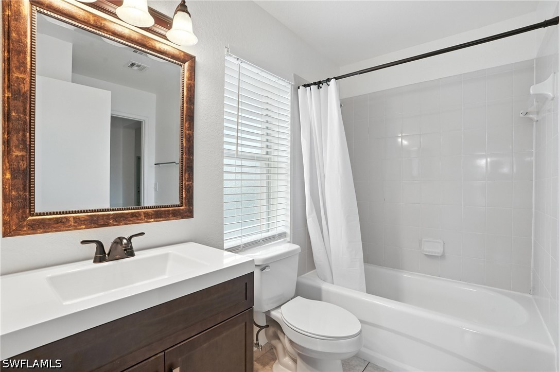 1 Bed Condominium for Sale in Naples, photo 17