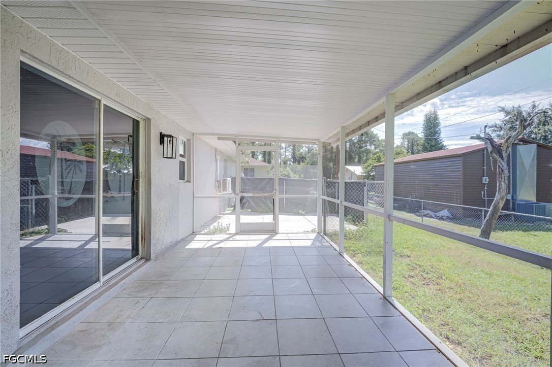 3 Bed SingleFamilyResidence for Sale in Lehigh Acres, photo 17
