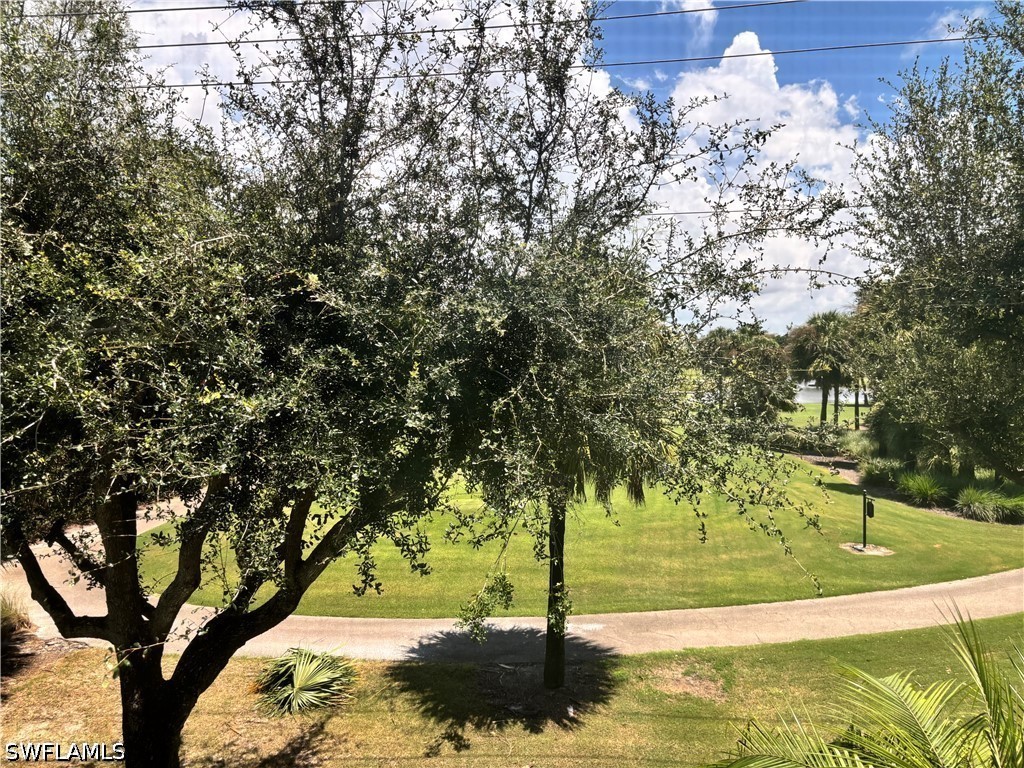 2 Bed Condominium for Sale in Charleston Square, photo 17