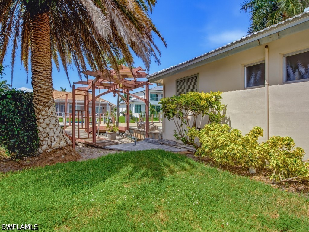 2 Bed Waterfront Home for Sale in Marco Beach, photo 17