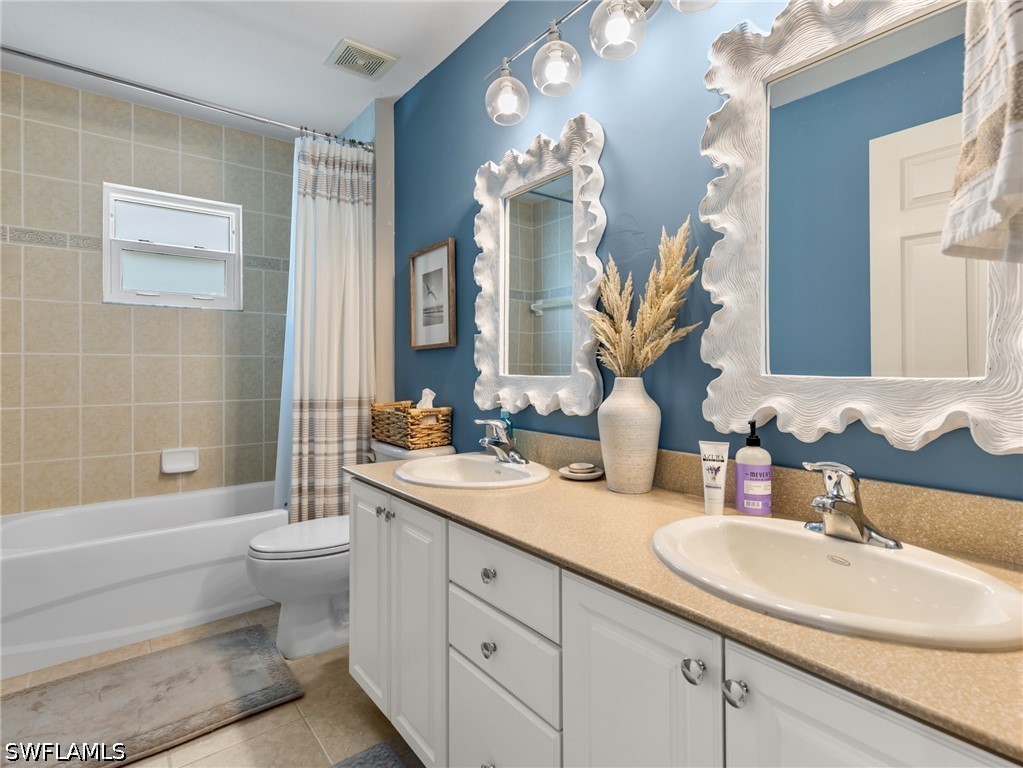 3 Bed SingleFamilyResidence for Sale in Estero, photo 17