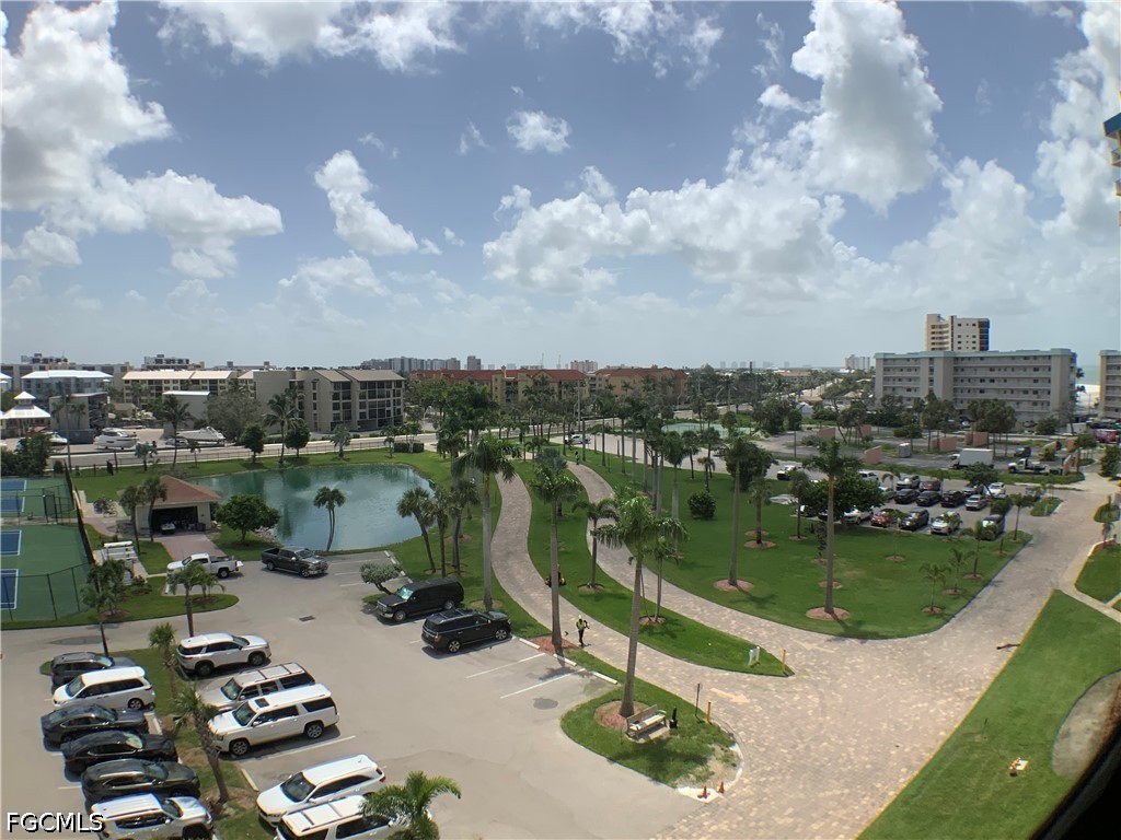 1 Bed Waterfront Home for Sale in Fort Myers Beach, photo 17