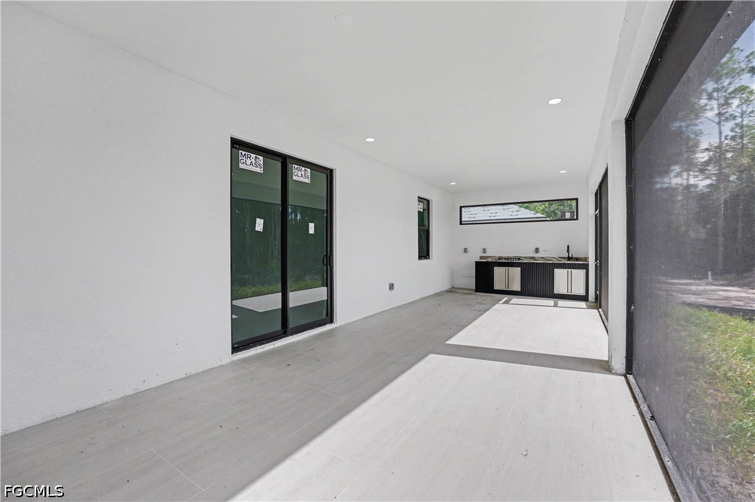 3 Bed SingleFamilyResidence for Sale in 951 Plaza, photo 17