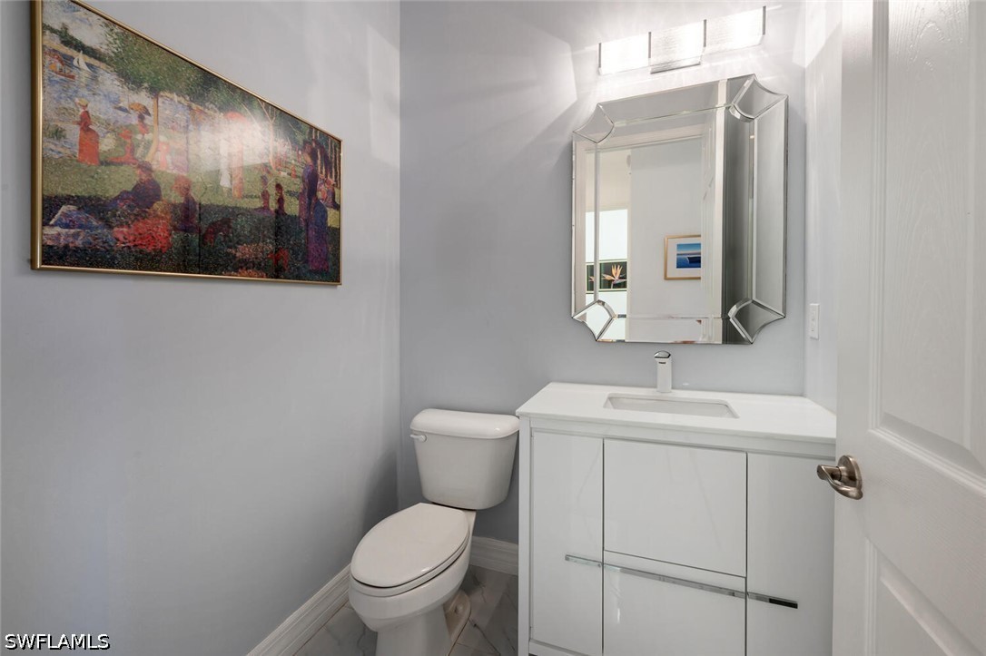 2 Bed Waterfront Home for Sale in Naples, photo 17