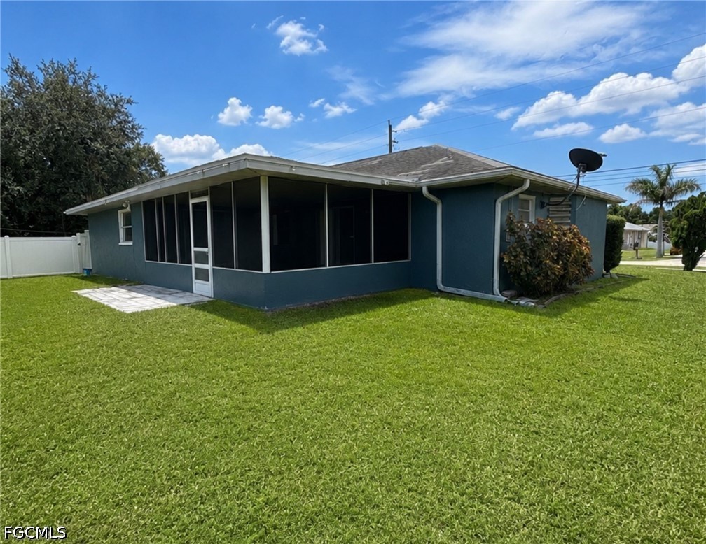 3 Bed SingleFamilyResidence for Sale in Port Charlotte, photo 17