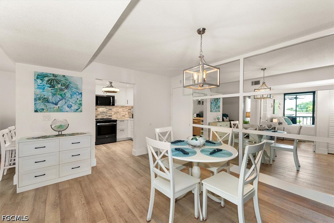 2 Bed Waterfront Home for Sale in Schooner Bay, photo 17