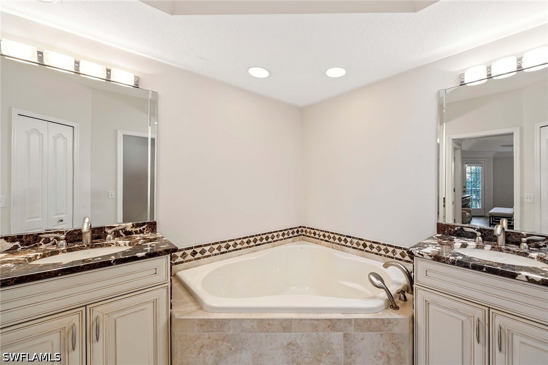 3 Bed Condominium for Sale in Pebble Creek, photo 17
