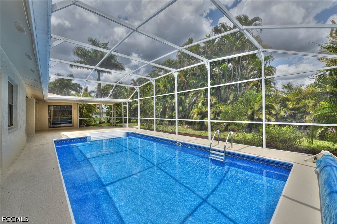 3 Bed Pool Home for Sale in Savona, photo 17