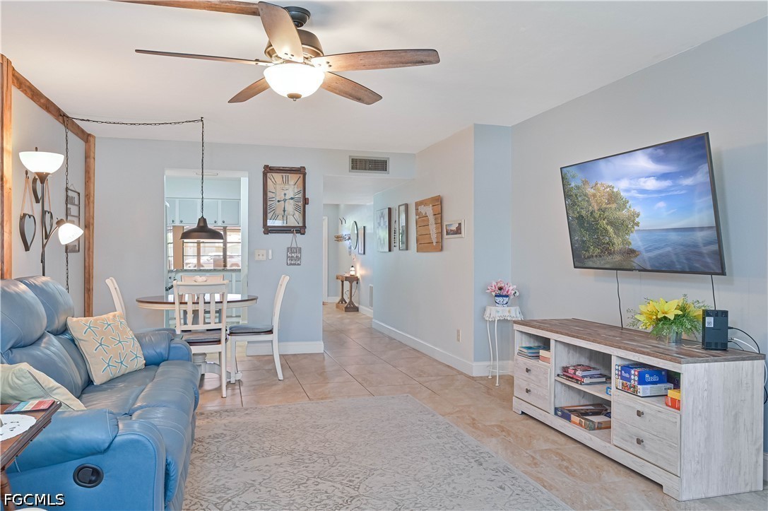 2 Bed Waterfront Home for Sale in Cape Coral, photo 17