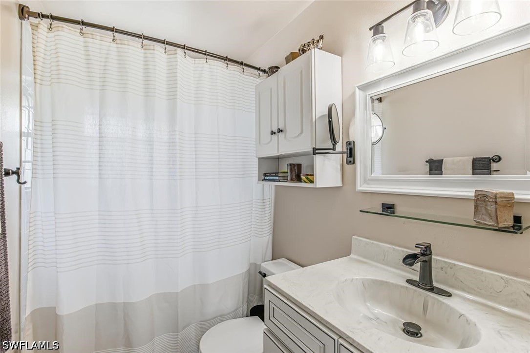 2 Bed Condominium for Sale in Marco Island, photo 17