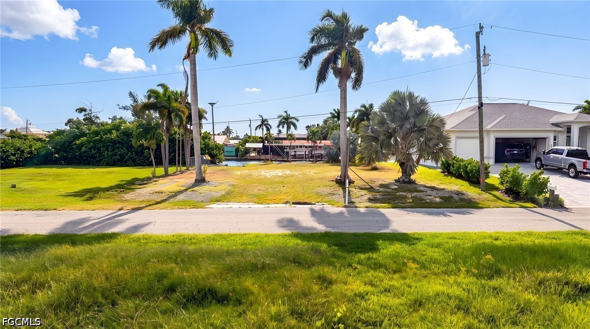 Waterfront Home for Sale in Gulfhaven, photo 17