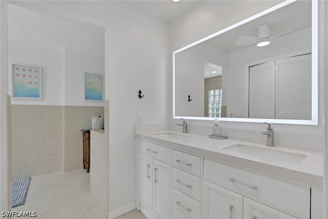 2 Bed SingleFamilyResidence for Sale in Naples, photo 17