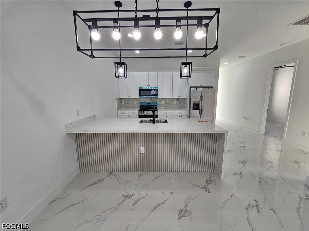 3 Bed Duplex for Sale in Cape Coral, photo 17