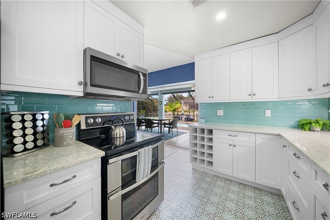 2 Bed Pool Home for Sale in Marco Beach, photo 17