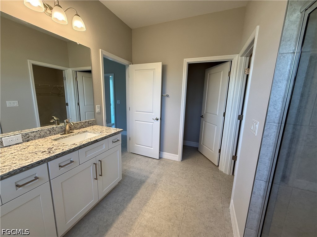 3 Bed SingleFamilyResidence for Sale in Lehigh Acres, photo 17