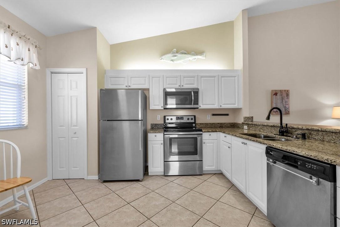 3 Bed Waterfront Home for Sale in Naples, photo 17