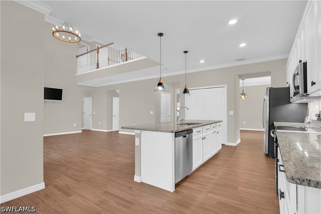 5 Bed SingleFamilyResidence for Sale in Fort Myers, photo 17