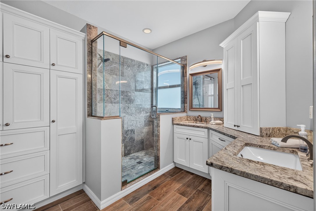 3 Bed Pool Home for Sale in Meadowbrook, photo 17