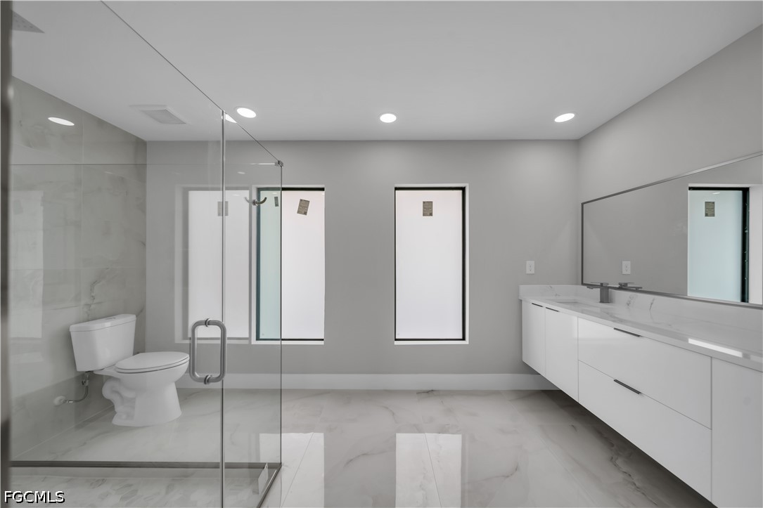 3 Bed SingleFamilyResidence for Sale in Lehigh Acres, photo 17