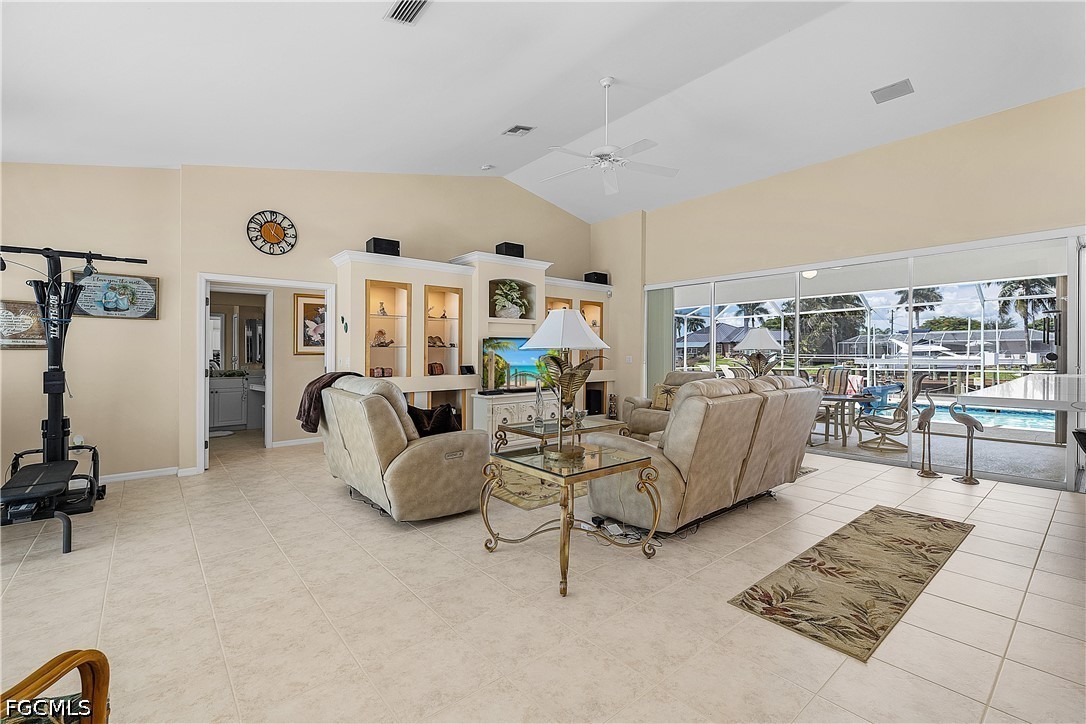 3 Bed Pool Home for Sale in Cape Coral, photo 17