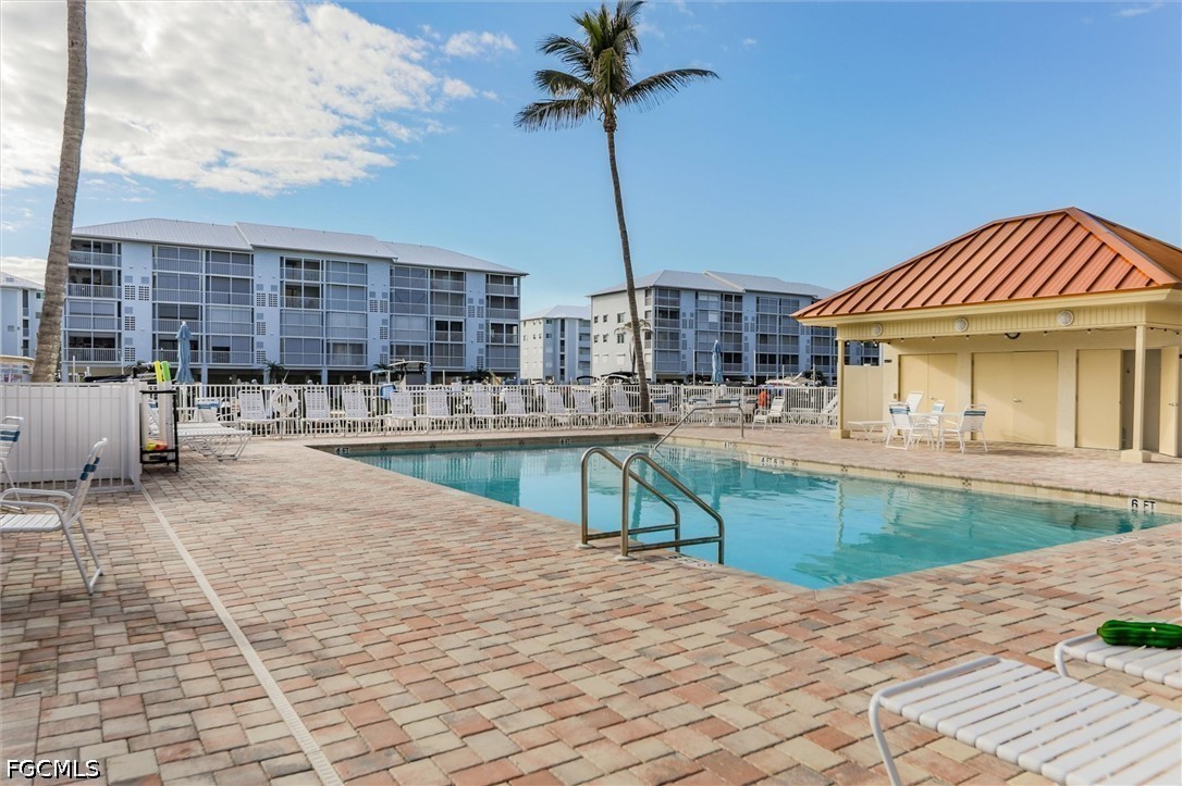 3 Bed Waterfront Home for Sale in Hibiscus Pointe, photo 17