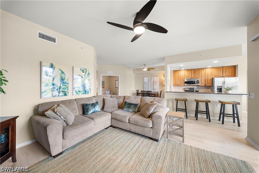 2 Bed Condominium for Sale in Heritage Bay, photo 17