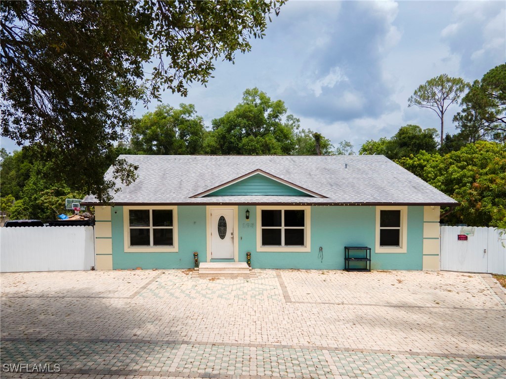 4 Bed SingleFamilyResidence for Sale in Naples, photo 18