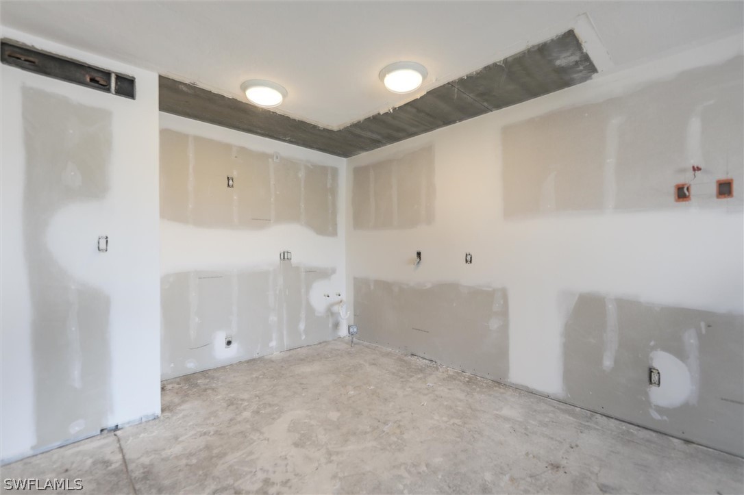 1 Bed Pool Home for Sale in Bayside Villas, photo 18