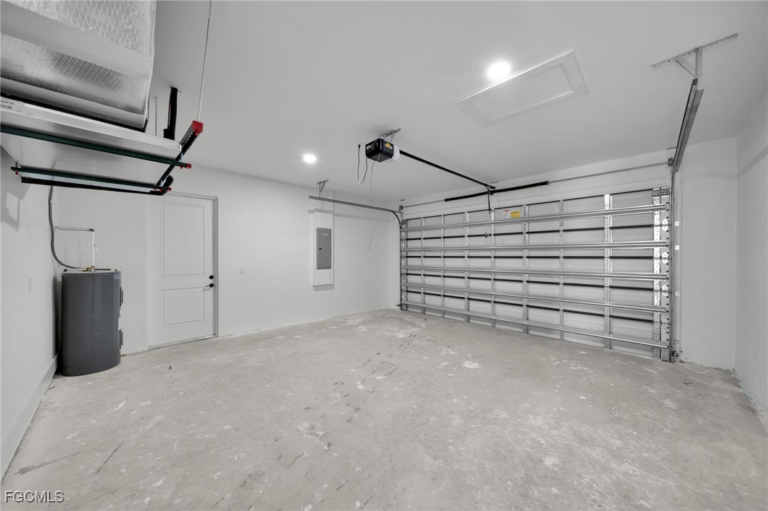 4 Bed SingleFamilyResidence for Sale in Lehigh Acres, photo 18