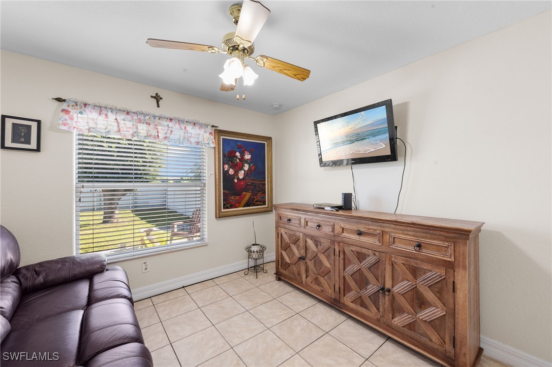 3 Bed SingleFamilyResidence for Sale in Cape Coral, photo 18