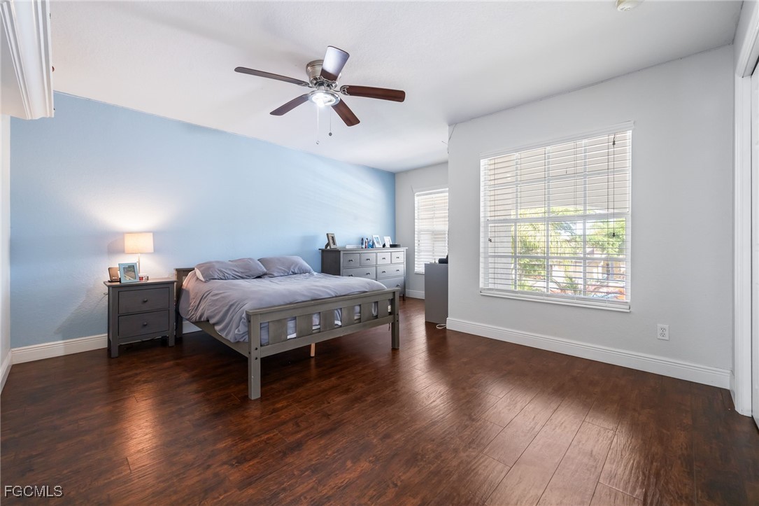 6 Bed Pool Home for Sale in Stoneybrook, photo 18