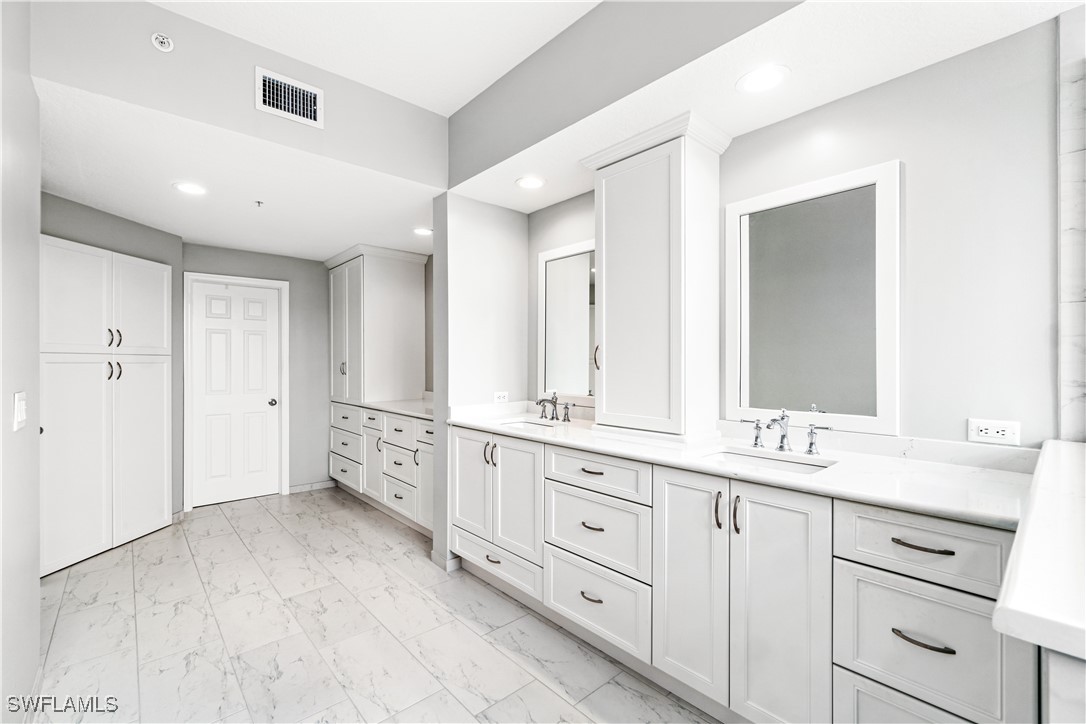 3 Bed Waterfront Home for Sale in Barefoot Beach Club, photo 18