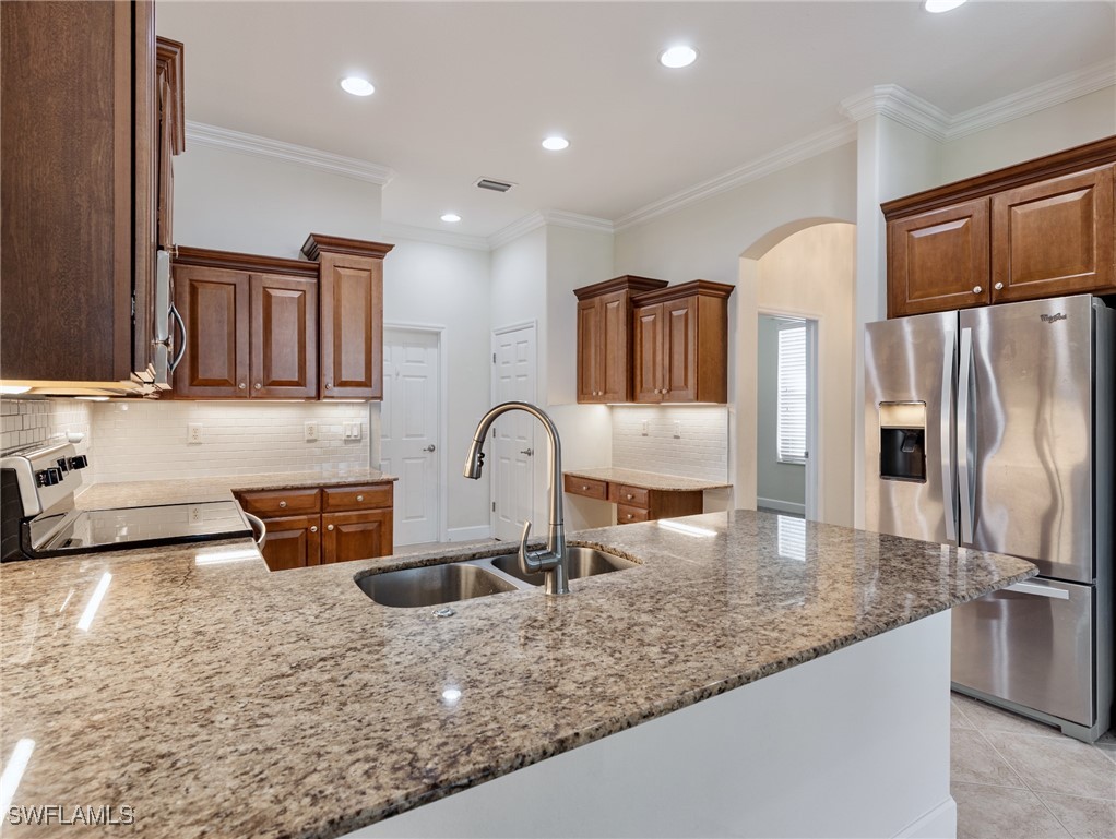 4 Bed SingleFamilyResidence for Sale in Estero, photo 18