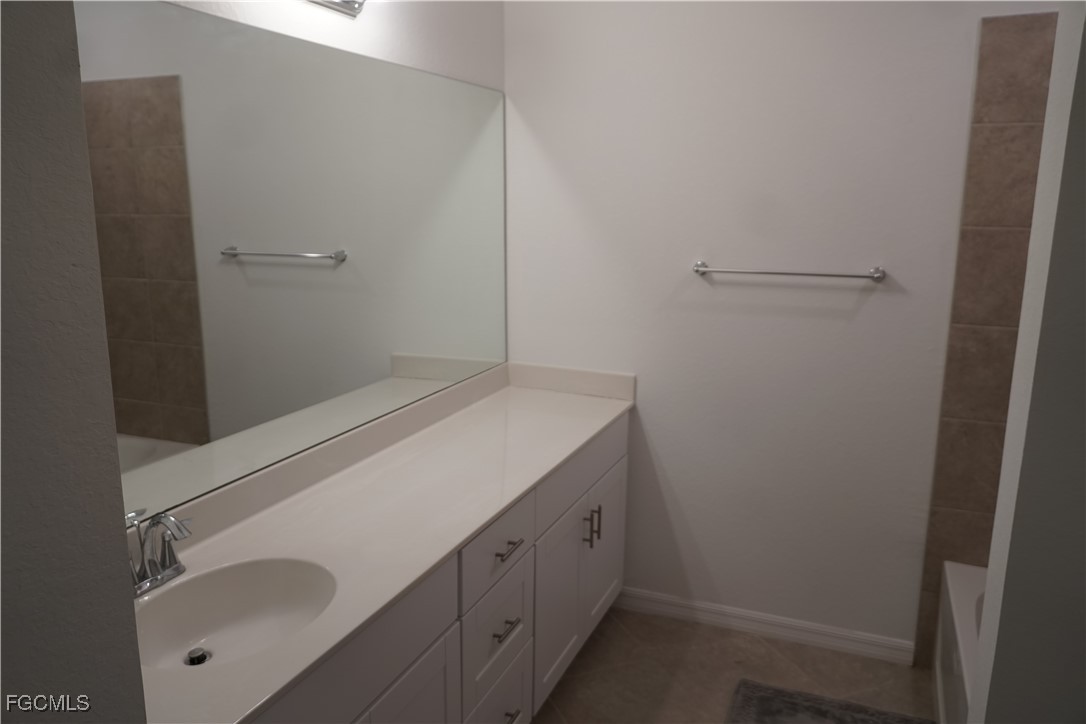 3 Bed Townhouse for Sale in Fort Myers, photo 18