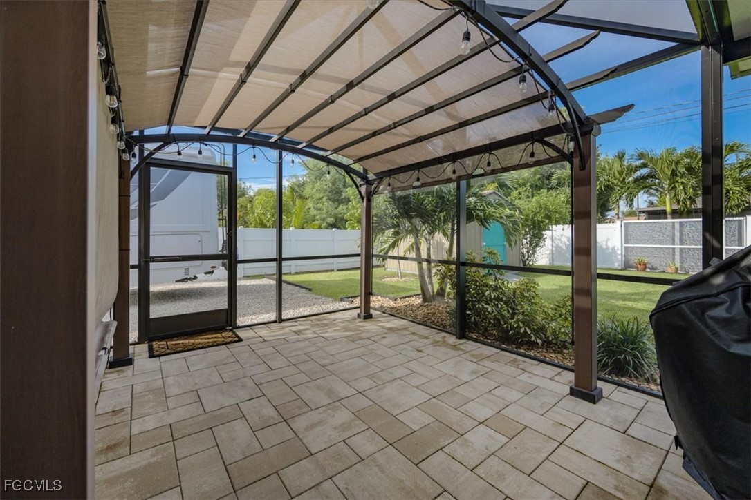 3 Bed SingleFamilyResidence for Sale in Cape Coral, photo 18