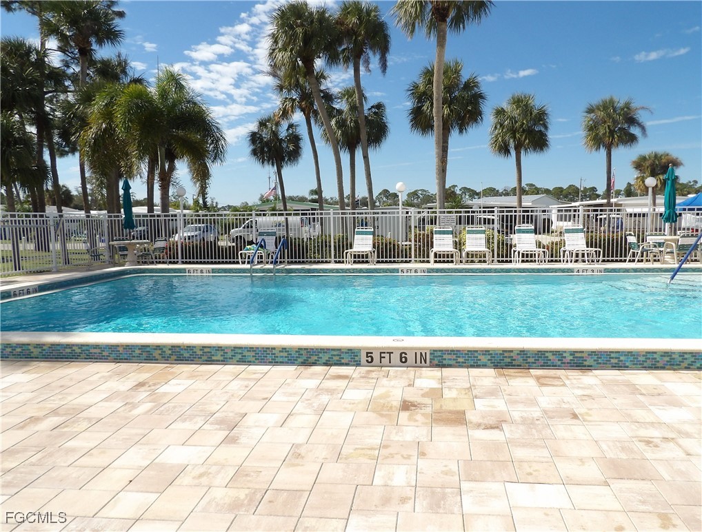 2 Bed ManufacturedHome for Sale in North Fort Myers, photo 18