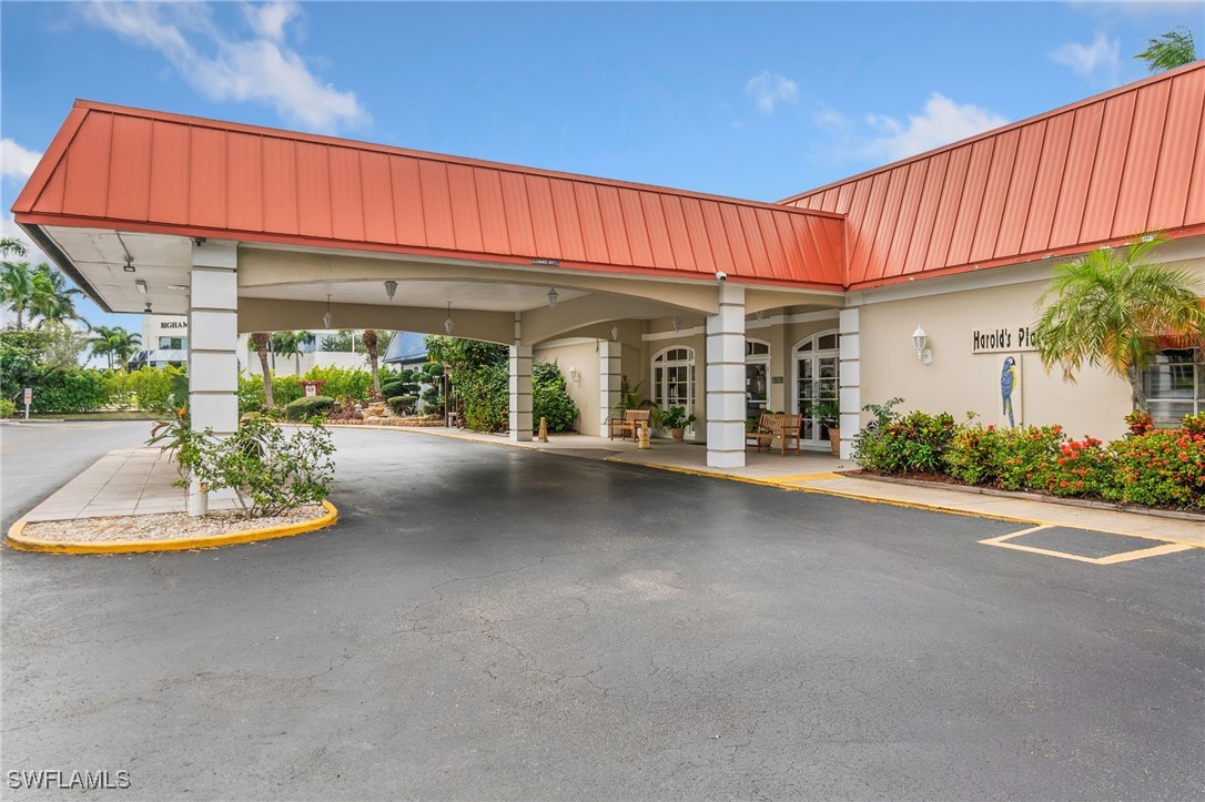 Condominium for Sale in Naples, photo 18