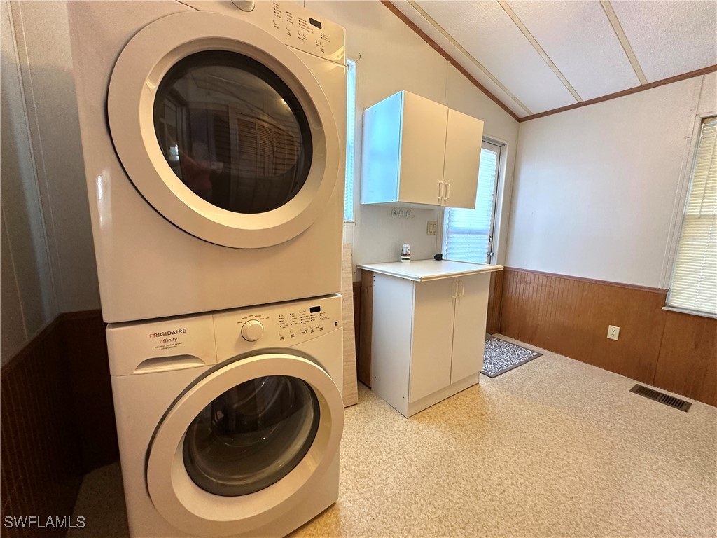 1 Bed ManufacturedHome for Sale in Estero, photo 18