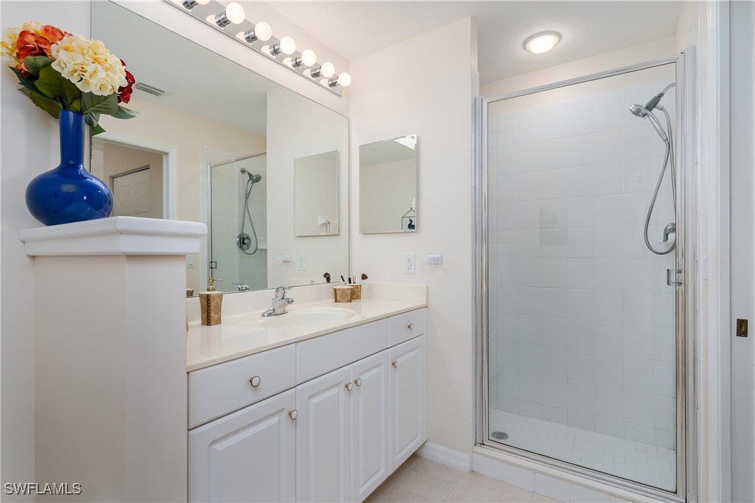 2 Bed Waterfront Home for Sale in Naples, photo 18