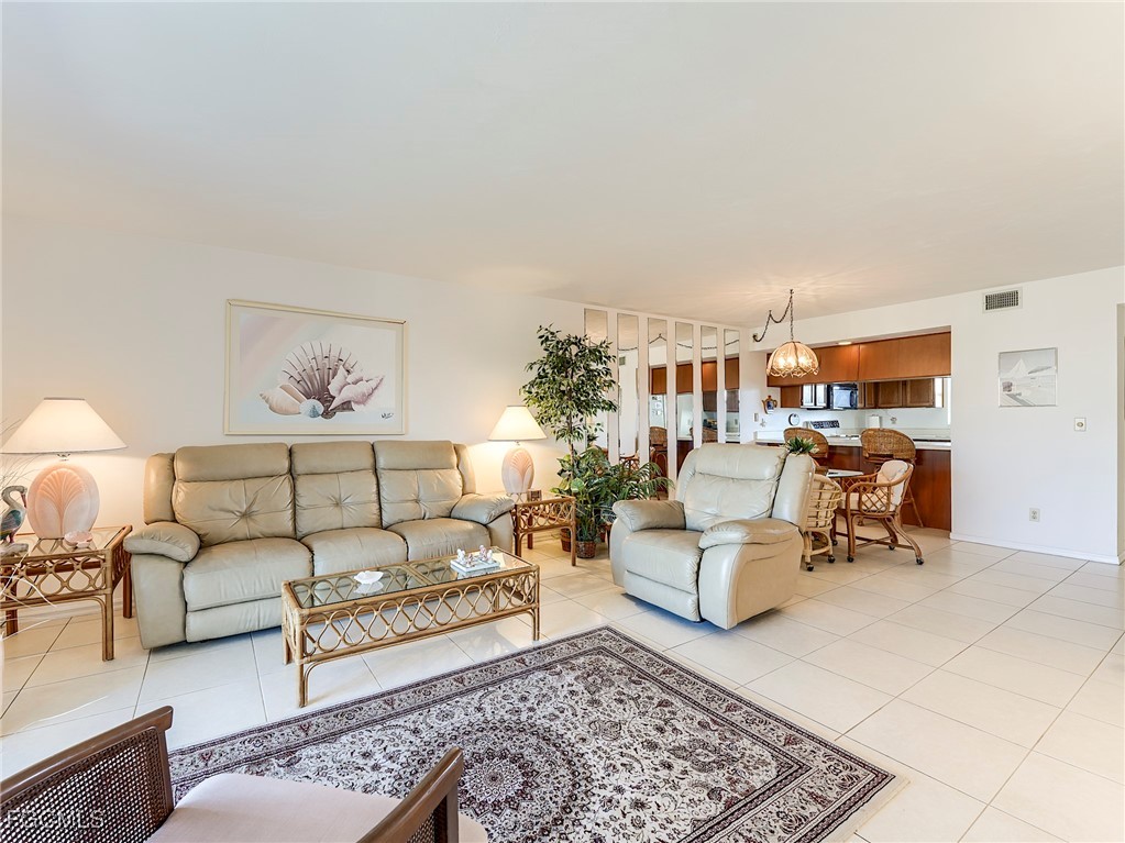 2 Bed Waterfront Home for Sale in Fort Myers Beach, photo 18