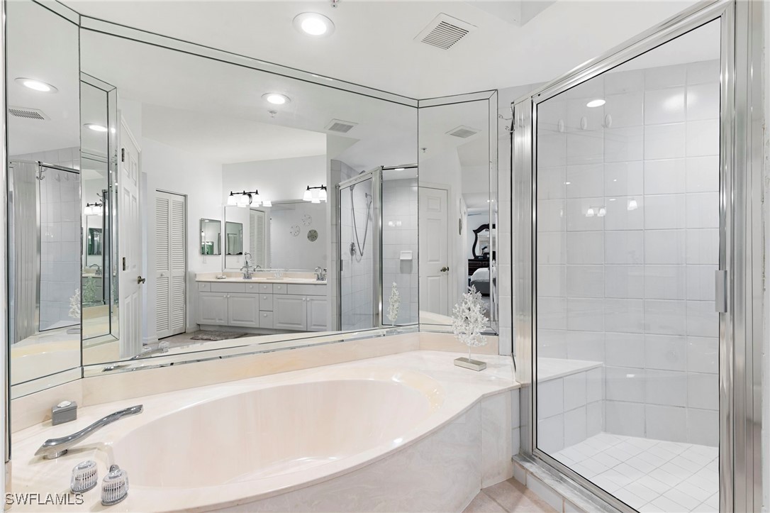3 Bed Waterfront Home for Sale in Marco Island, photo 18
