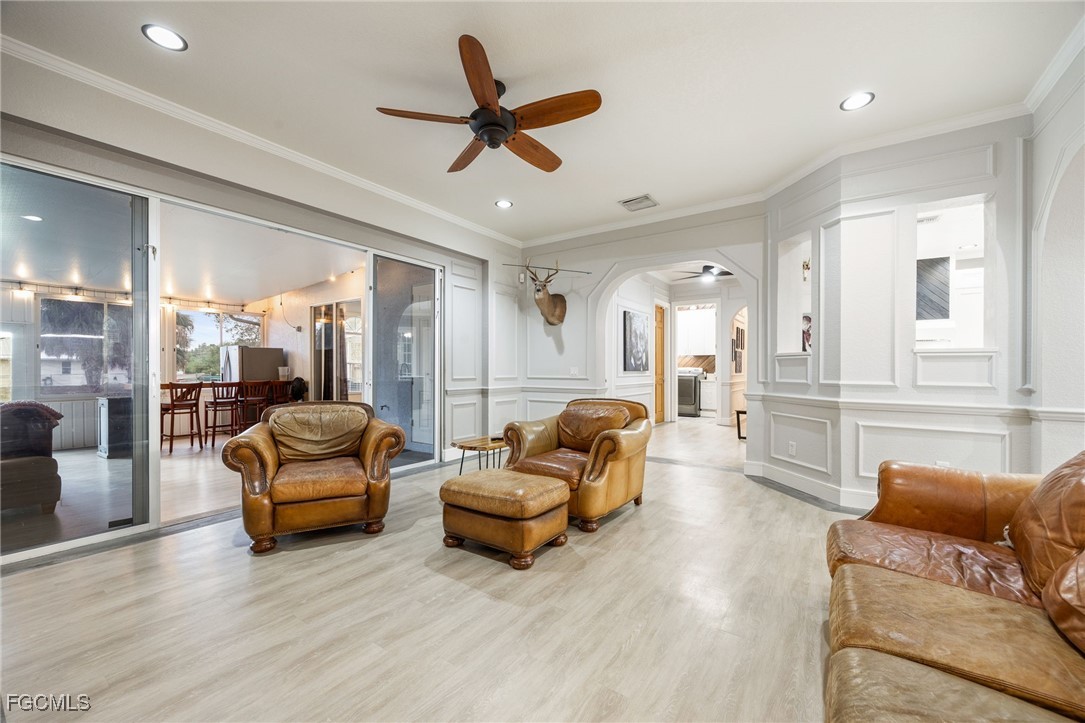 4 Bed SingleFamilyResidence for Sale in Lehigh Acres, photo 18