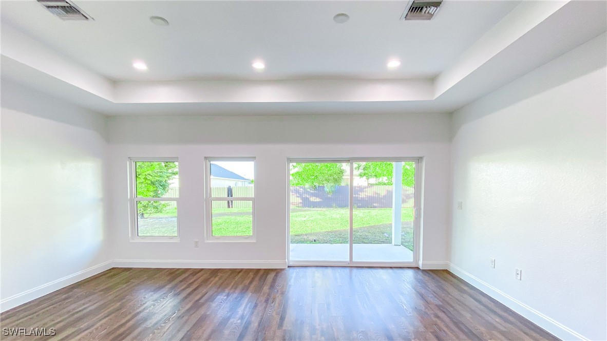 3 Bed SingleFamilyResidence for Sale in Cape Coral, photo 18
