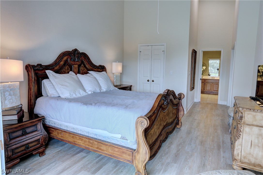 2 Bed Condominium for Sale in Naples, photo 18