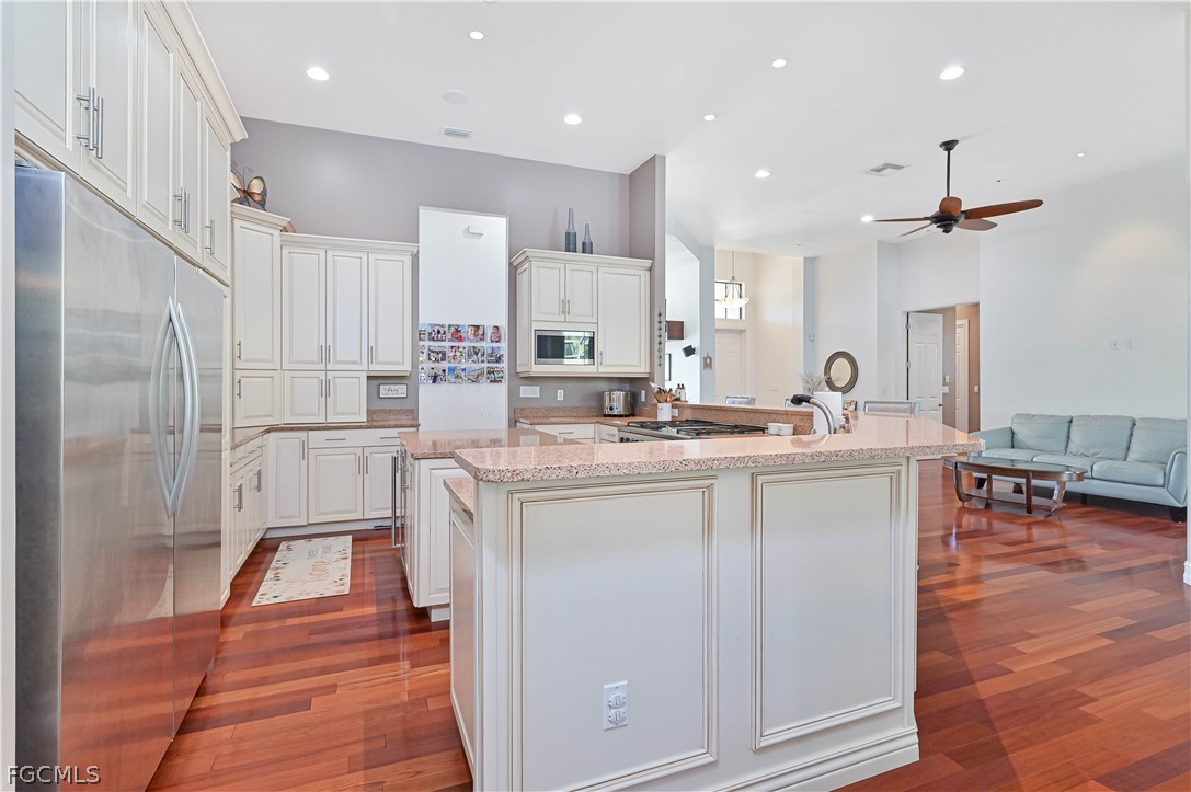 4 Bed Pool Home for Sale in Fort Myers, photo 18