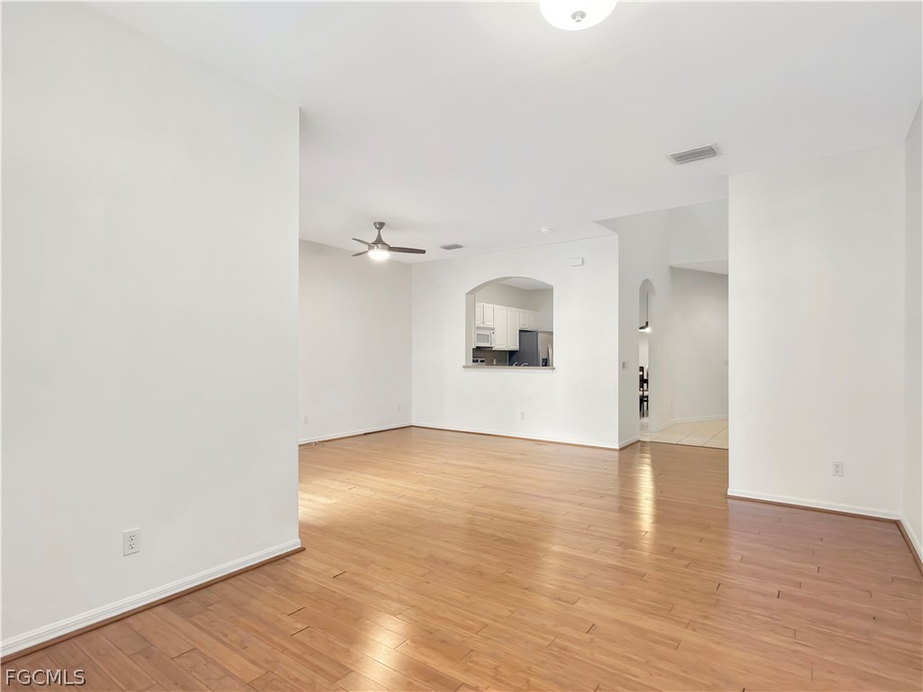 3 Bed Townhouse for Sale in Heatherstone, photo 18